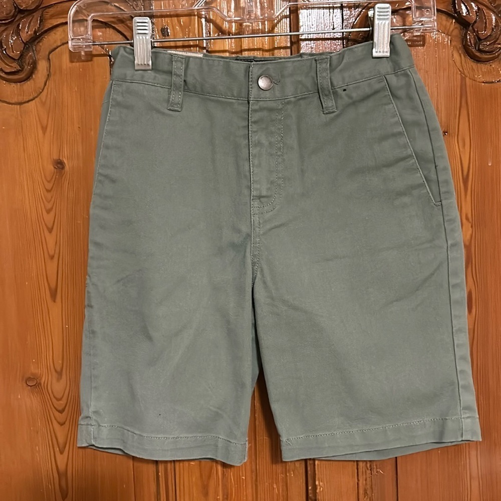 Volcom Boys Cotton/Poly Shorts.  7